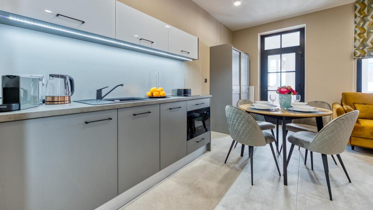 Apartamenty Vip Zdrojowa 6 Świeradów-Zdrój Buitenkant foto
